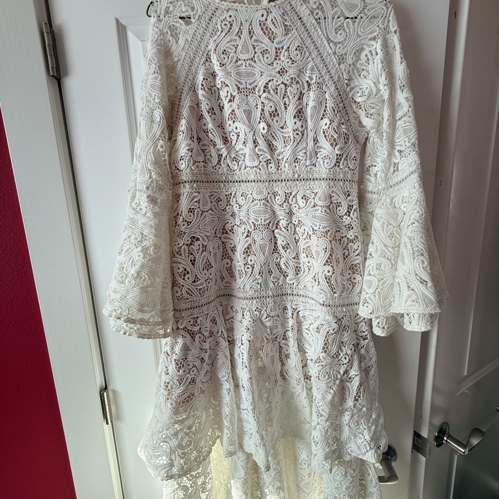 Elegant White Lace Dress